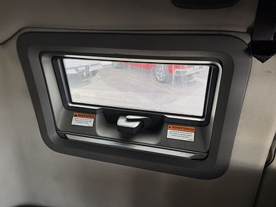 2022 Volvo VNL64T760