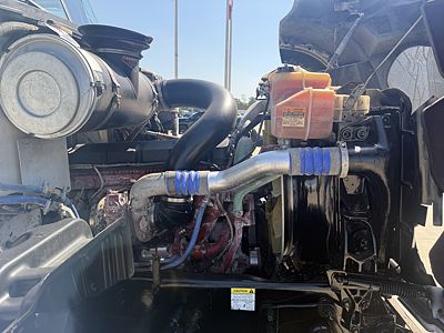 2021 Mack GR64F
