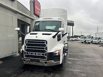 2027 Mack AN64TV04
