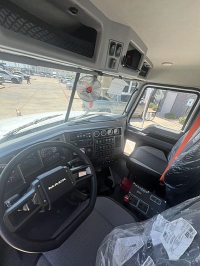 2027 Mack GRANITE 64B