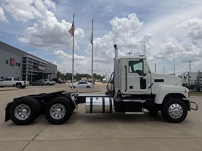 2020 Mack PIN64T