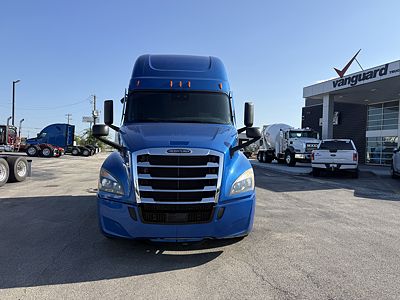 2021 Freightliner CASCADIA 126