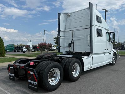 2024 Volvo VNL64T860