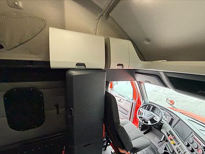 2020 Freightliner CASCADIA 126