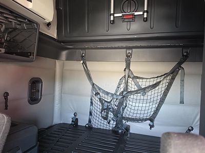 2022 Freightliner CASCADIA 126
