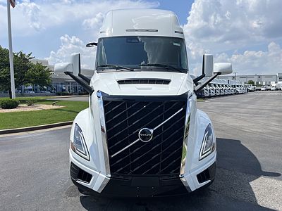 2026 Volvo VNL64T860
