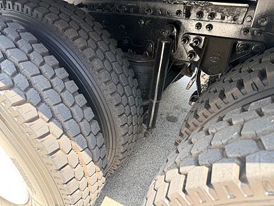 2018 Mack GU713