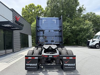2027 Volvo VNL64T860