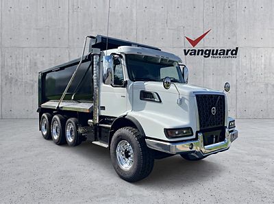 2026 Volvo VHD84B300