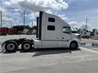 2019 Volvo VNL64T760