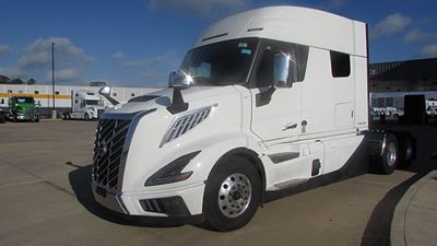2027 Volvo VNL64T840