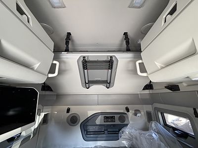 2027 Volvo VNL64T860