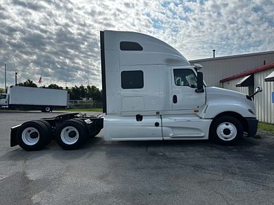 2020 International LT625