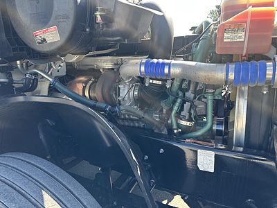 2024 Volvo VNL64T860