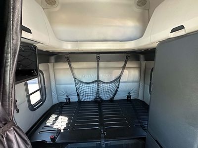 2022 Freightliner CASCADIA 126