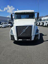 2019 Volvo VNL64T300