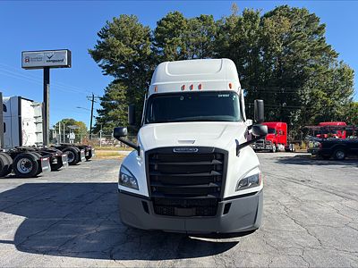 2024 Freightliner CASCADIA 126