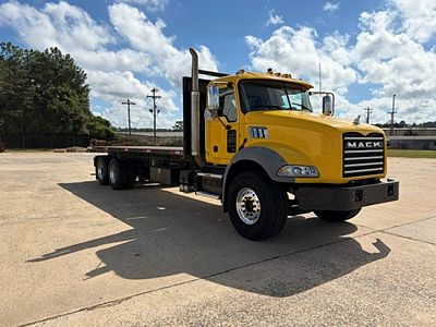 2019 Mack Granite