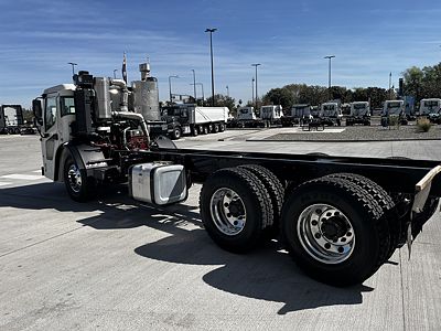 2025 Mack LR64