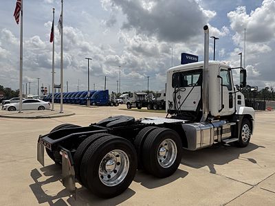 2019 Mack ANTHEM 64T