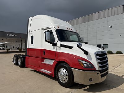 2023 Freightliner CASCADIA 126