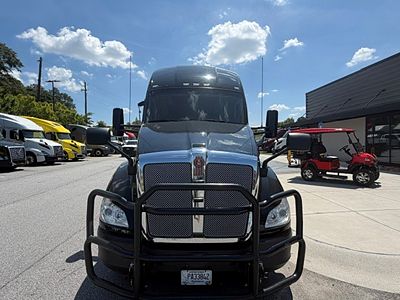 2022 Kenworth T680