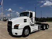 2022 Mack ANTHEM 64T