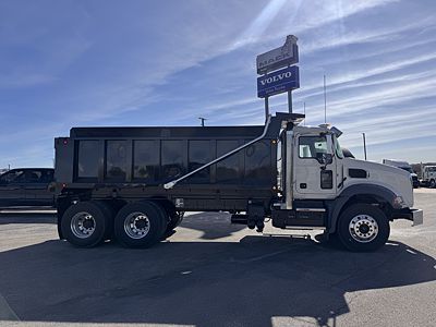 2026 Mack GRANITE 64BR