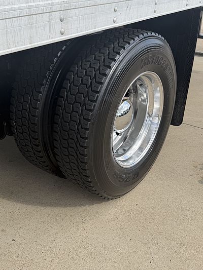 2020 Peterbilt 337