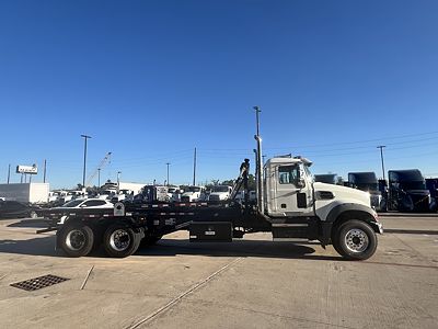 2026 Mack GR64F