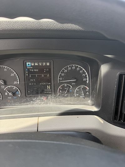 2019 Freightliner CASCADIA 126