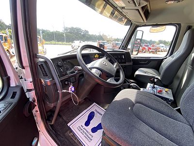 2021 Volvo VHD