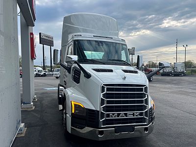 2027 Mack AN64TV04