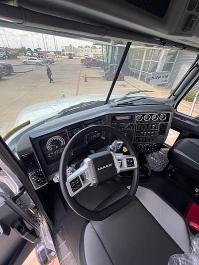 2027 Mack GR64F