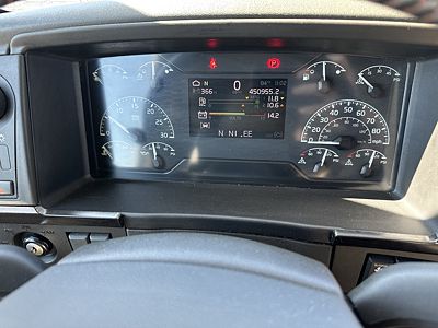 2024 Volvo VNL64T860