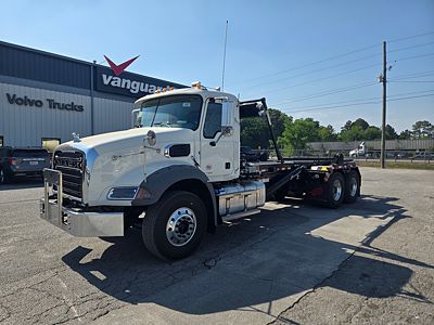 2026 Mack GRANITE 64BR