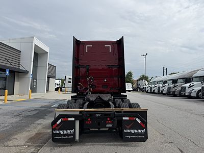 2027 Volvo VNL64T860