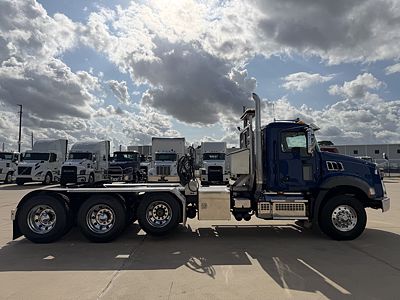 2021 Mack GRANITE 64BT