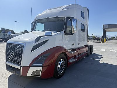 2024 Volvo VNL64T860