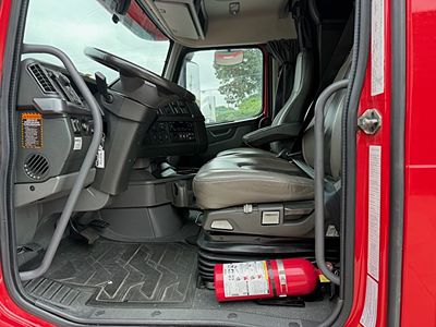2024 Volvo VNL64T860