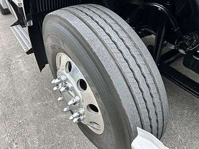 2020 Volvo VNR64T300