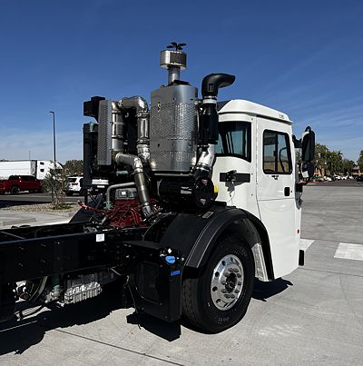 2025 Mack LR64