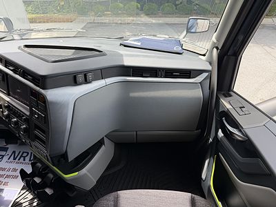 2027 Volvo VNL64T860