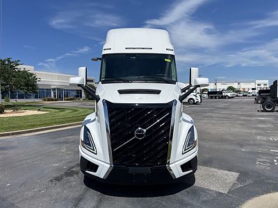 2027 Volvo VNL64T860