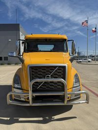 2021 Volvo VNL62T300