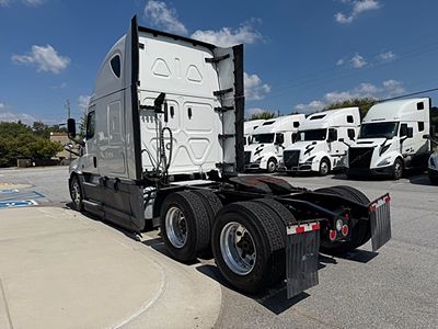 2024 Freightliner CASCADIA 126