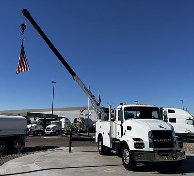 2026 Mack MD642