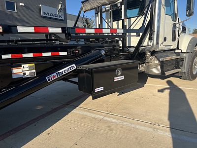 2026 Mack GR64F