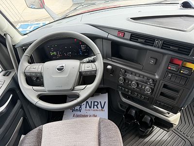 2027 Volvo VNL64T860