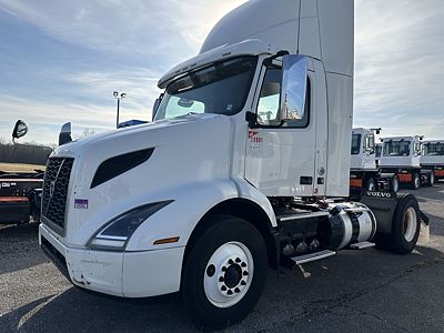 2020 Volvo VNM200